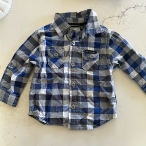 Calvin Klein Baby 12 M shirt